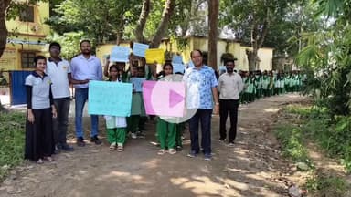 कैरो: जिंगी में बालिका दिवस पर बालिकाओं की प्रतिभा व अनुशासन को सम्मानित किया गया