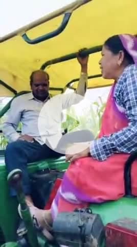 60 साल के व्यक्ति द्वारा महिला पर अभद्र अपमानजनक टिप्पणी करने पर महिला और परिवार वालो ने की पिटाई
#Amarwara #Chhindwara