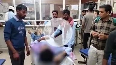 हाथरस: हाथरस सिटी रेलवे स्टेशन पर अचेत यात्री को अस्पताल लाया गया, डॉक्टरों ने किया मृत घोषित, मचा कोहराम