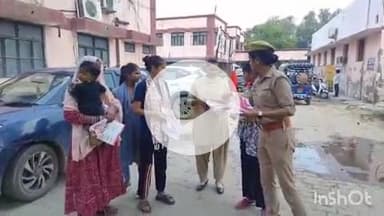 हाथरस: पुलिस ने जिला अस्पताल एवं श्रीराम मंदिर के पास नुक्कड़ सभा कर लोगों को मिशन शक्ति अभियान 5.0 के तहत किया जागरूक