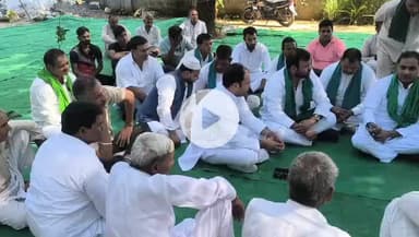 @गाजियाबाद किसानो की विभिन्न समस्याओं को लेकर, बैठक। आगामी 6 नवम्बर को जिला प्रशासन के घेराव का निर्णय लिया गया।
@ghaziabad: Meeting regarding various problems of farmers. It was decided to surround the district administration on Novemb