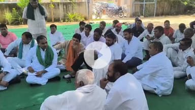 @गाजियाबाद किसानो की विभिन्न समस्याओं को लेकर, बैठक। आगामी 6 नवम्बर को जिला प्रशासन के घेराव का निर्णय लिया गया।
@ghaziabad: Meeting regarding various problems of farmers. It was decided to surround the district administration on Nove