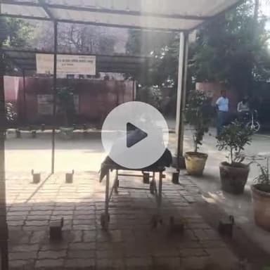 कानपुर: अज्ञात लोग पोस्टमार्टम परिसर में स्ट्रेचर पर शव छोड़कर हुए गायब