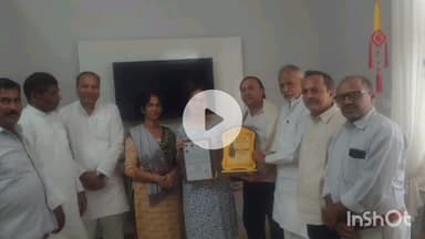 बागपत: आईएसएस में फर्स्ट रैंक हासिल करने पर कशिश कसाना को गुर्जर रतन सम्मान मिला