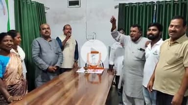 नामकुम: आरजेडी प्रदेश कार्यालय में स्वतंत्रता सेनानी राम मनोहर लोहिया की पुण्यतिथि मनाई गई