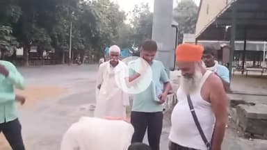 किसान नेता देवस्वरूप पटेल ने बीसलपुर मंडी समिति में सरकारी धान खरीद केंद्रों पर किसानों से की मुलाकात जानी समस्या।