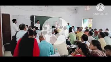 बक्सर: अपर समाहर्ता ने एमपी उच्च विद्यालय में पीठासीन पदाधिकारी के प्रशिक्षण कार्यक्रम का निरीक्षण किया