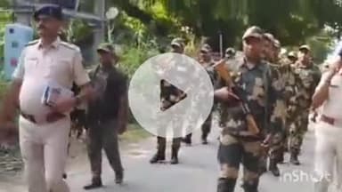 सत्तर कटैया: बिहरा पुलिस ने विधानसभा निर्वाचन 2025 को देखते हुए क्षेत्र में निकाला फ्लैग मार्च, शांतिपूर्ण मतदान की अपील