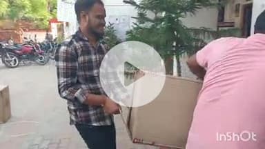 बहराइच: सलारगंज में सहायक औषधि आयुक्त ने छापेमारी की, भारी मात्रा में कफ सिरप और कैप्सूल बरामद, कार पर विधानसभा का पास