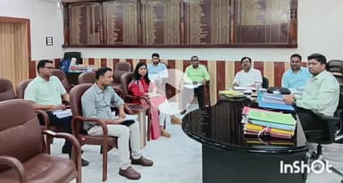 मुंगेर: जिला निर्वाचन पदाधिकारी ने आगामी विधानसभा आम निर्वाचन 2025 की तैयारी को लेकर कोषांगों की समीक्षा बैठक की