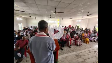 জলহ ভাগ: ভাৰতীয় জনতা পাৰ্টী বাক্সা জিলাৰ প্ৰাক্তন সভাপতি দীনেশ বসু  নৱ নিযুক্ত সভাপতি ৰিদীপ কুমাৰ ডেকাক দায়িত্বভাৰ অৰ্পণ