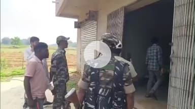 कैरो: कैरो में अवैध बिजली उपयोग पर छापेमारी, नरौली व खंडा में 4 लोग बिजली चोरी करते रंगे हाथ पकड़े गए, जुर्माना तय, केस दर्ज