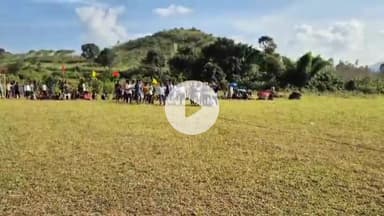 ଦଶମନ୍ତପୁର: କୋରାପୁଟ ସଦର ପିବାରିକଣ୍ଟା ରେ ଉଦଘାଟନି ଫୁଟବଲ ମ୍ୟାଚ ରେ ଯୋଗ ଦେଇ ଖେଳାଳିଙ୍କ ମନୋବଳ ଦୃଢ କଲେ ଯୁବ ସାମ୍ୱାଦିକ କଇନ ଗରଡା