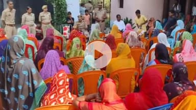 फरेंदा: लेजार महदेवा में मिशन शक्ति के तहत महिलाओं को जागरूक किया गया