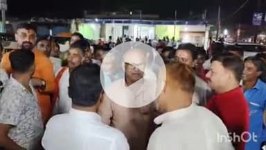 चकाई: समर्थकों के साथ चकाई पहुंचे पूर्व एमएलसी संजय प्रसाद, बोले- 17 को करेंगे नामांकन