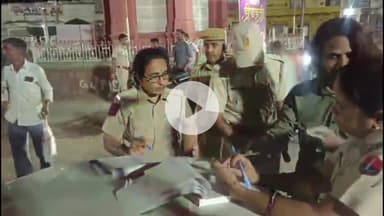 चूरू: कोतवाली पुलिस ने गढ़ से निकाला पैदल मार्च, धर्मस्तूप के पास नाकाबंदी कर चालान काटे