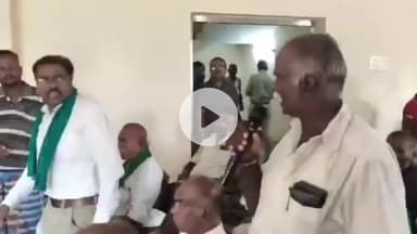 சாத்தான்குளம்: வட்டாட்சியர்அலுவலகத்தில் விவசாயிகள் குறைதீர் கூட்டம் நடைபெற்றது