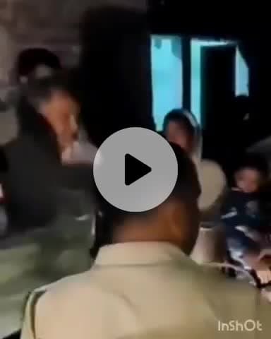 देेेवरिया: देवरिया के गौरी बाजार थाना क्षेत्र के अन्हरबारी गांव में पोखर में मिला अप का 100, मचा हड़काम, जांच में जुटी पुलिस