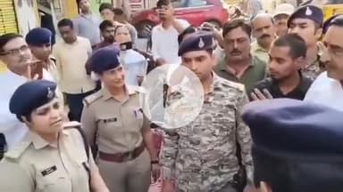 ग्वालियर में धारा 163 का #उल्लंघन करने वाले वकील #पाखंडी #मनुवादी #अनिल मिश्रा का csp #हिना #खान ने उतारा #भूत