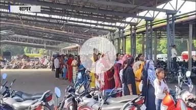 Dr Mohan Yadav जी, खाद मांगने पर किसानों को थप्पड़ मारे जा रहे है? क्या आप भूल गए कि ये वही किसान है जिसने अपनी छाती पर आपकी सत्ता सम्भाल रखी है?
किसानों की इज्जत कीजिए, ये सिर्फ फसलों की नहीं सत्ता की भी बोनी जानते हैं और कटाई भी।
प्रशासन