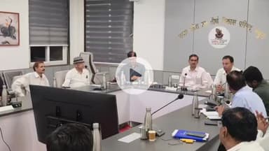 मथुरा: आगामी 26 अक्टूबर से शुरू होने वाले ब्रजरज महोत्सव की तैयारी को लेकर डीएम की अध्यक्षता में हुई बैठक