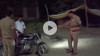 शाहबाद: उधरनपुर में प्रभारी निरीक्षक ने चलाया वाहनों का चेकिंग अभियान