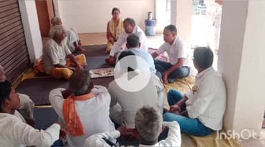 खेरागढ़: ब्लाक प्रमुख और खण्ड विकास अधिकारी ने कुसियापुर पहुंचकर मृतकों के परिजनों को सरकारी लाभ का दिलाया भरोसा