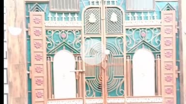 मथुरा: रिफाइनरी क्षेत्र में गरीबी से तंग आकर ऑटो चालक ने परिवार सहित खाया जहर, गृह स्वामी की मौत, पत्नी की हालत गंभीर