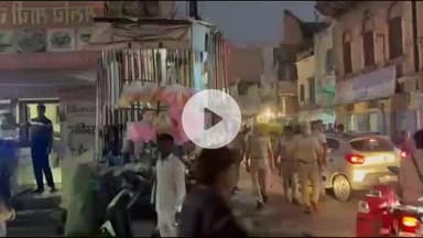 चूरू: त्योहारी सीजन में पुलिस अलर्ट मोड पर, गढ़ से निकाला पैदल मार्च और धर्मस्तूप के पास काटे चालान