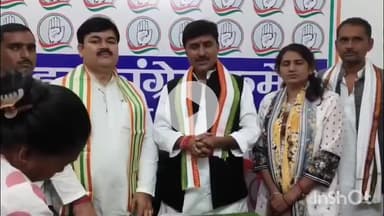 हरदोई: कांग्रेस कार्यालय पर स्नातक MLC वोट बनवाने को लेकर हुई बैठक, पार्टी प्रत्याशी भी रहे मौजूद