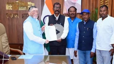 कांके: राजभवन में राज्यपाल से मिला धुर्वा आदिवासी सरना विकास समिति का शिष्टमंडल