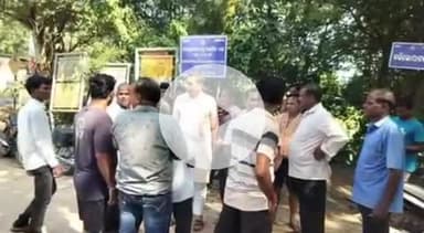 ପାଟକୁରା: କରିଲୋପାଟଣାରେ ବିଭିନ୍ନ ସମସ୍ୟା ସମ୍ପର୍କରେ ସ୍ଥାନୀୟ ନାଗରିକମାନଙ୍କ ସହ ମତ ବିନିମୟ କଲେ ବରିଷ୍ଠ ବିଜେପି ନେତା ତେଜେଶ୍ୱର ପରିଡା