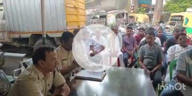 फतुहा: फतुहा थाना परिसर में डीएसपी अवधेश कुमार के नेतृत्व में दीपावली व छठ पूजा को लेकर शांति समिति की बैठक आयोजित