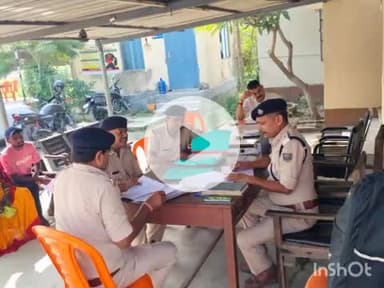 शिवसागर: अंचल निरीक्षक शिवसागर ने शिवसागर थाना परिसर का किया निरीक्षण