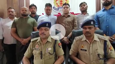 बिधूना: बिधूना/एस0ओ0जी0/सर्विलांस की संयुक्त पुलिस टीम ने 2 टप्पेबाजों को गिरफ्तार कर उनके कब्जे से चोरी का माल पकड़ा