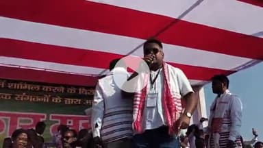 कांके: धुर्वा के प्रभात तारा मैदान में आदिवासी हुंकार रैली का आयोजन, हज़ारों आदिवासी हुए शामिल