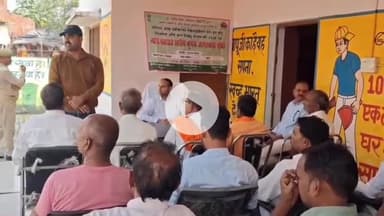 शाहबाद: मंझिला गांव में बैठक कर एसडीएम ने किसानों को पराली न जलाने के लिए किया प्रेरित