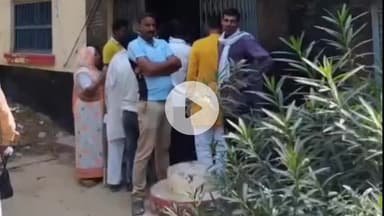 मथुरा: मथुरा में नकली खाद का भंडाफोड़, एसटीएफ और कृषि विभाग ने पकड़ी 500 नकली बोरी खाद, तीन गिरफ्तार