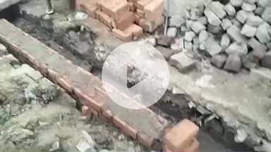 पट्टी: नगर पंचायत पट्टी में पीली ईंटों से नाली का निर्माण हो रहा है, वीडियो सोशल मीडिया पर वायरल