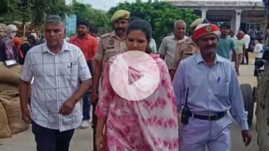 मथुरा: पराली जलने के मामले में भरनाखुर्द के लेखपाल को किया गया निलंबित