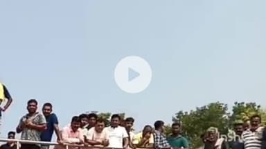 मुंगेर: दुमट्टा घाट पर एक व्यक्ति के गंगा में डूबने की आशंका, SDRF और गोताखोरों द्वारा तलाश जारी