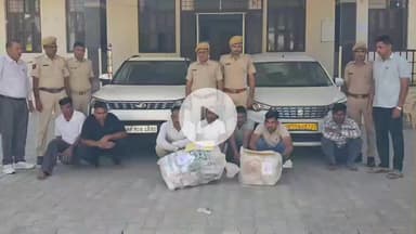 चूरू: रामसरा के पास से अंतर्राज्यीय टटलू गैंग के 7 आरोपियों को पुलिस ने पकड़ा, बरामद हुईं 2 लग्जरी कारें और 3 करोड़ के डमी नोट