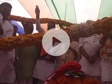 शिवसागर: चेनारी विधानसभा के निवर्तमान विधायक मुरारी प्रसाद गौतम ने किया नामांकन, समर्थकों में खुशी