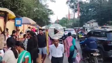 ओरमांझी: चांदनी चौक में धनतेरस पर खरीदारी के लिए उमड़ी भारी भीड़