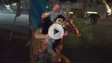 देेेवरिया: गौरी बाजार में टैंकर और ट्रैक्टर ट्राली की भिड़ंत, तीन युवक गंभीर रूप से घायल