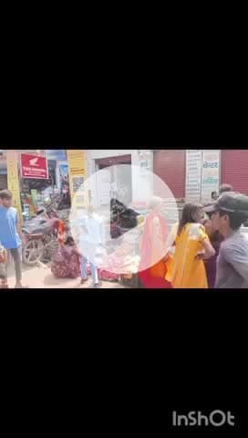 सरमेरा: सरमेरा बाजार में छोटी दिवाली पर उमड़ी खरीदारों की भीड़