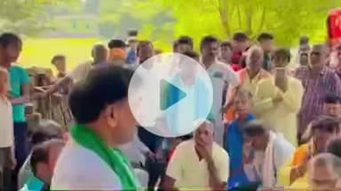 कोईलवर: कोईलवर प्रखंड के छोटकी चंदा में राजद प्रत्याशी की बैठक, क्षेत्रीय मुद्दों पर चर्चा की गई