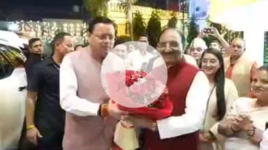 देहरादून: सीएम पुष्कर सिंह धामी ने पूर्व केंद्रीय मंत्री व पूर्व सीएम रमेश पोखरियाल निशंक से मुलाकात कर दीपावली की दी शुभकामनाएं