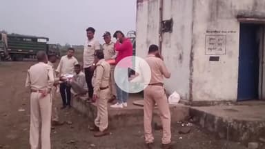 कालापीपल: इमलीखेड़ा में वन विभाग के अपर मुख्य सचिव ने रेस्क्यू अभियान स्थल का निरीक्षण किया