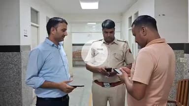 चूरू: एनएच 52 रतननगर के पास कार पलटी, एक ही परिवार के चार लोग घायल, खाटू श्यामजी से सालासर होकर लौट रहा था परिवार